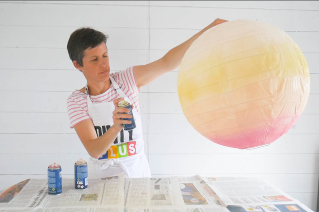 how to create an ombre effect paper lantern